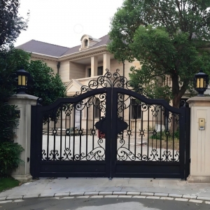Luxry Wrought Iron Gates China Manufacturers For Sale
