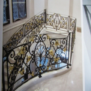 China Classic Wrought Iron Outdoor Balcony Railing Design, Porch Iron Railings Balustrades Design