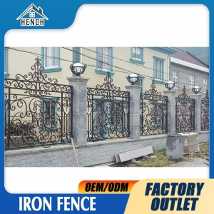 High Quality Designs Black Wrought Iron Fence Steel Metal Garden Fencing China Security for Villa