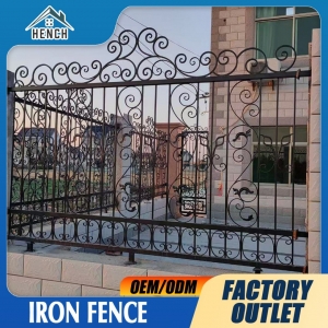  Steel Guardrail Fence Park School Wrought Iron Fence China Villa Factory Courtyard Isolation Steel Fence