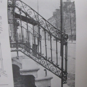 Wrought Iron Decorative Metal Railings Wrought Iron Style Balcony Guardrail Custom Made Durable for Outdoor Use China Design