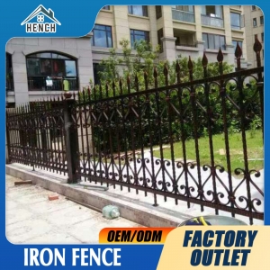 Wholesale Wrought Iron Fence China Design Easy-to-Assemble Decorative Picket Panels Galvanized Steel Mesh Home Farm Security Pool Fencing 