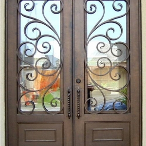 China Straight Top Wrought Iron Door Manufacturer